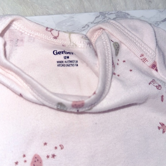 Gerbers Pink Baby one piece with Cute Print size 12 months - Picture 4 of 5